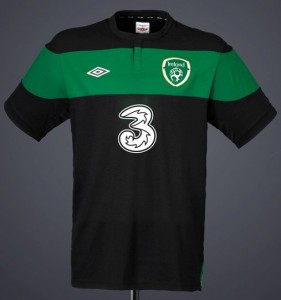 New-Ireland-Away-Soccer-Jersey-2011.jpg