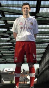 Maillot Extérieur Rare Linfield FC Umbro 2011/12 – 125 Ans, Taille S, Très Bon état