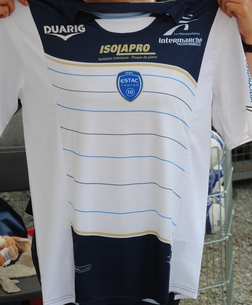 Estac Football Shirt Duarig 2012