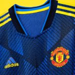 Manchester United expected to wear blue third kit against Atletico Madrid