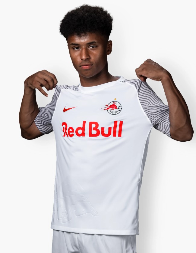 Salzburg third kit
