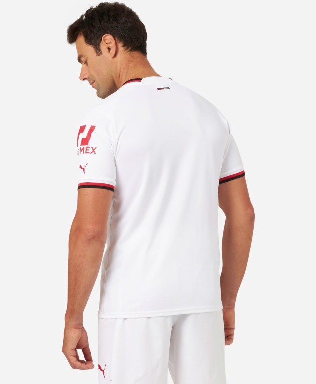 Back of Milan Away Shirt 2022-23