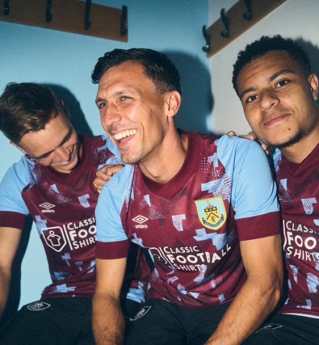 New Burnley Kit 2022-23 | Umbro Home Jersey with CFS as new shirt ...