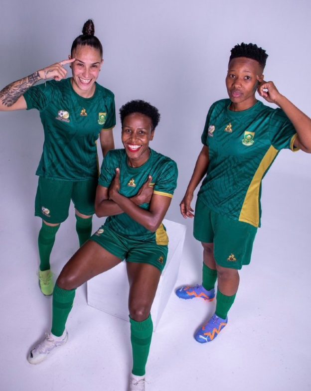new-bafana-jersey-2023-2024-south-africa-home-green-away-kit-2023
